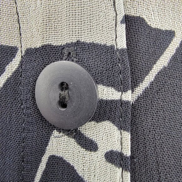 Phool Women's M B&W Floral V Neck Long Flare Sleeve Ruffled Contour Blouse - Picture 6 of 13